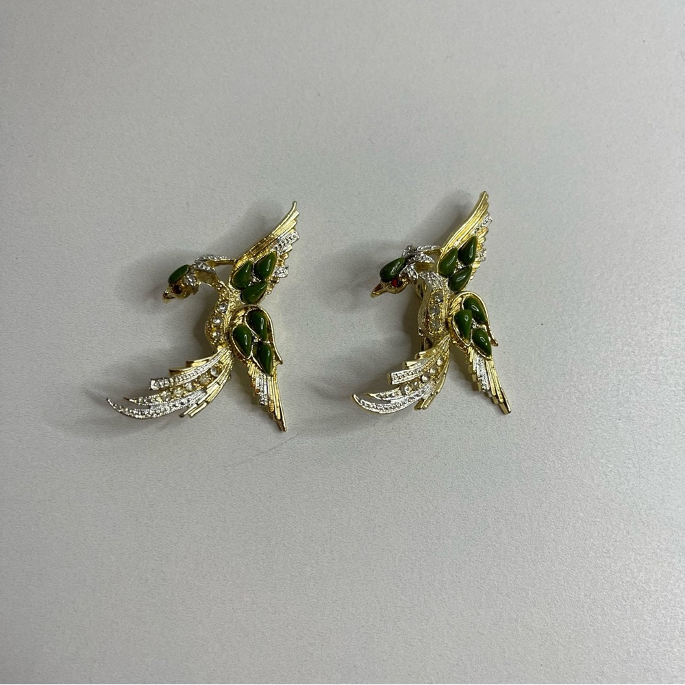 PHOENIX BIRD CRYSTAL AND ENAMEL BROOCH gold green